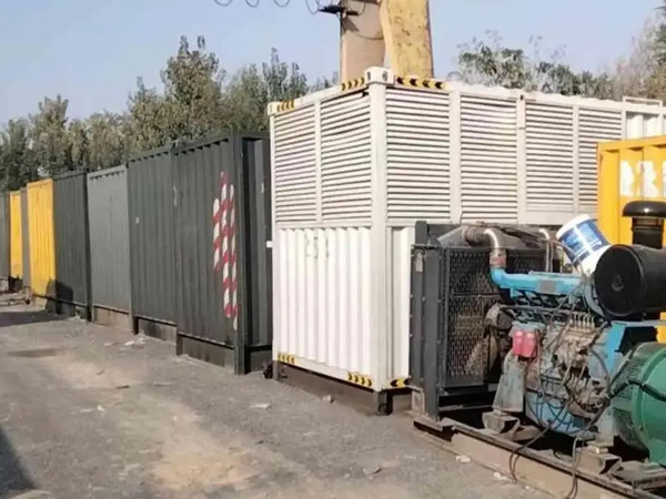 博野200KW柴油发电机机组每小时油耗是多少？